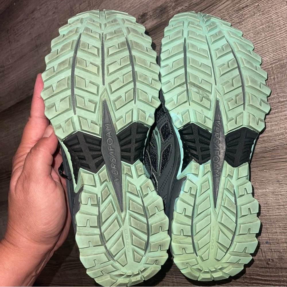 Saucony Women's Black and Mint Athletic Shoes - Picture 14 of 14